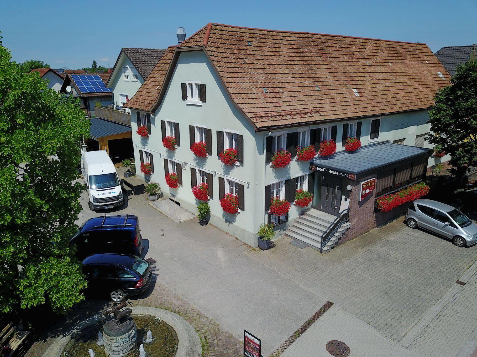 Landgasthof Ochsen Sinzheim Exterior foto